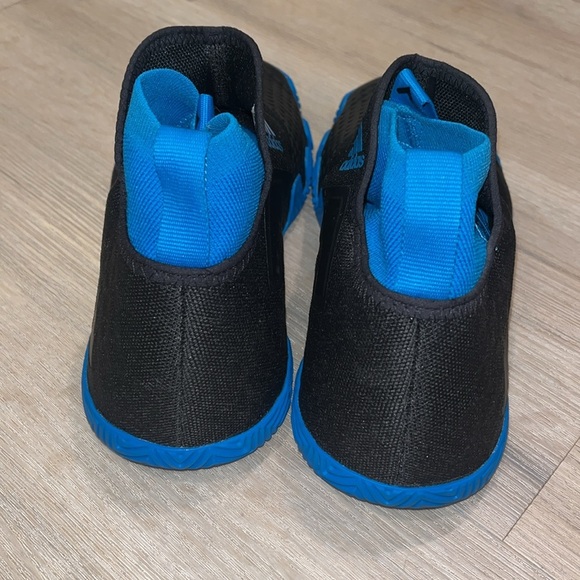 Adidas Stycon Black and Blue Women's ALL COURT TENNIS Shoes Size 8.5 - Picture 8 of 12